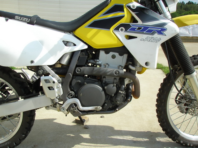 Купить мотоцикл Suzuki DR-Z400S 2000 фото 16